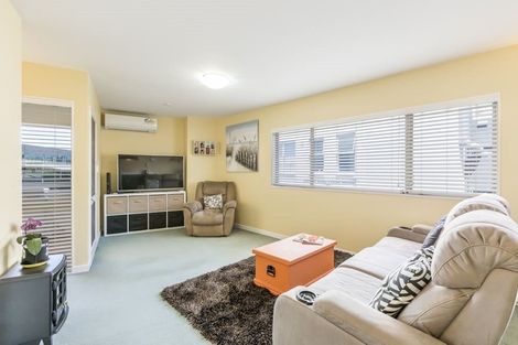 Photo of property in 1/81 Birkenhead Avenue, Birkenhead, Auckland, 0626