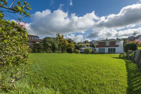 Photo of property in 3/3 Penzance Road, Mairangi Bay, Auckland, 0630