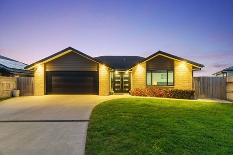 Photo of property in 19 Hyatt Close, Leamington, Cambridge, 3432