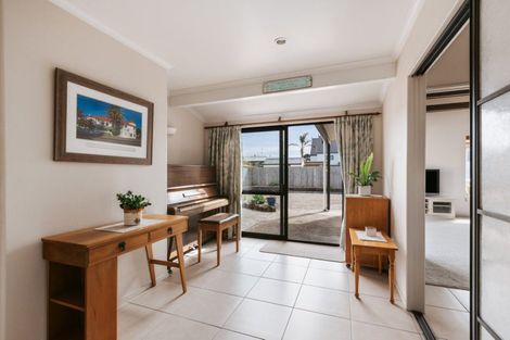 Photo of property in 117 Dickson Road, Papamoa Beach, Papamoa, 3118