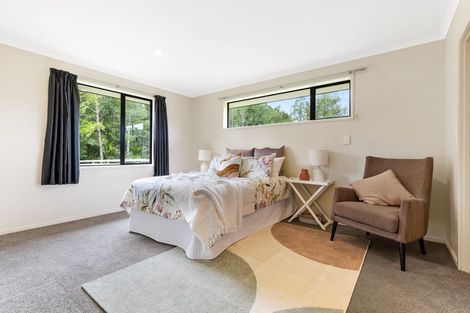 Photo of property in 118 Bodhisattva Road, Waitoki, Silverdale, 0994