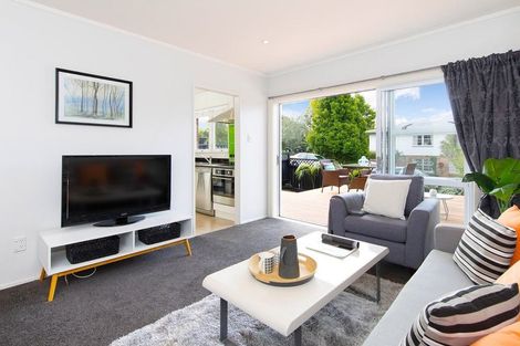 Photo of property in 2/56 Gowing Drive, Meadowbank, Auckland, 1072