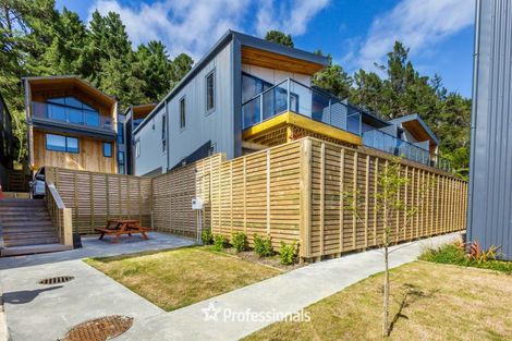 Photo of property in 31/33 Raukawa Street, Stokes Valley, Lower Hutt, 5019