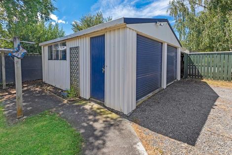 Photo of property in 16 Baillie Crescent, Carterton, 5713
