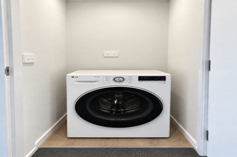 Photo of property in 10/43 New Brighton Road, Shirley, Christchurch, 8061