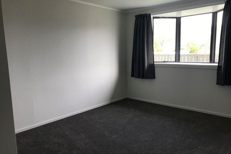 Photo of property in 2/77 Redcrest Avenue, Red Hill, Papakura, 2110
