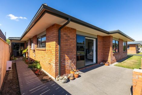 Photo of property in 36 Clemow Road, Fitzroy, New Plymouth, 4312