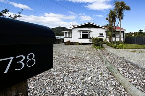 Photo of property in 738 Seven Mile Road, Runanga, 7803