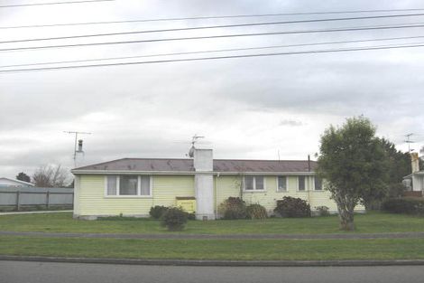 Photo of property in 59 South Belt, Solway, Masterton, 5810