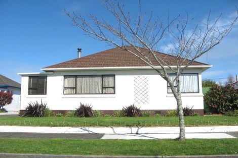 Photo of property in 18 Exeter Street, Brooklands, New Plymouth, 4310