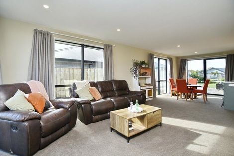 Photo of property in 19 Quinn Crescent, Woodend, 7610