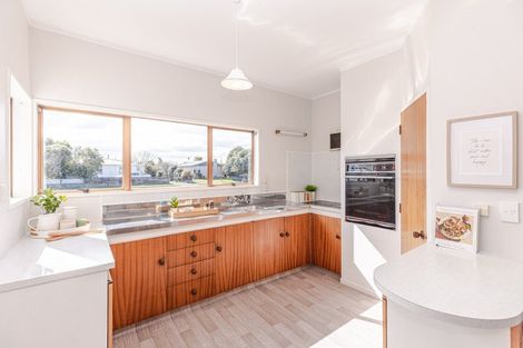 Photo of property in 34 Karamu Street, Tawhero, Whanganui, 4501