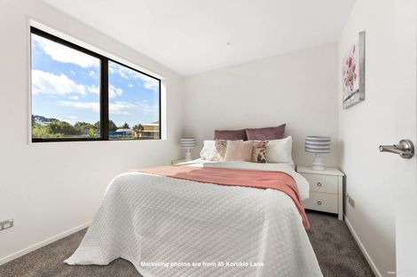 Photo of property in 33 Korokio Lane, Henderson, Auckland, 0612