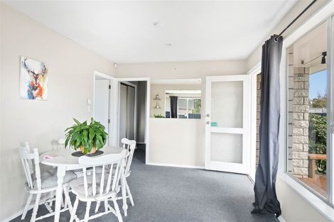 Photo of property in 22 Mckellar Place, Hornby, Christchurch, 8042