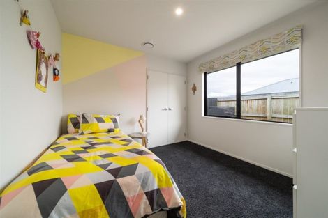 Photo of property in 8 Quinnat Street, Albert Town, Wanaka, 9305