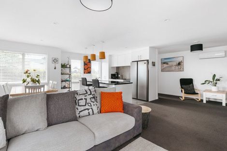 Photo of property in 73 Bert Wall Drive, Omokoroa, 3114