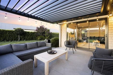 Photo of property in 131 Saint Kilda Road, Cambridge, 3434