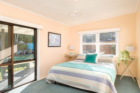 Photo of property in 15 Makorori Beach Road, Makorori, Gisborne, 4073