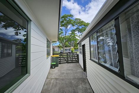 Photo of property in 1 Robertson Road, Ranui, Auckland, 0612