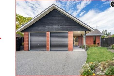 Photo of property in 10 Sunbeam Place, Halswell, Christchurch, 8025