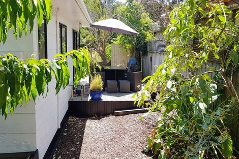 Photo of property in 1/38 Kaipatiki Road, Glenfield, Auckland, 0629