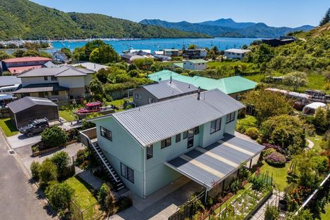 Photo of property in 312e Waikawa Road, Waikawa, Picton, 7220