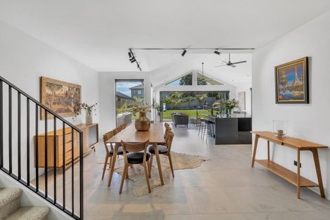 Photo of property in 8 St Elmo Rise, Shamrock Park, Auckland, 2016