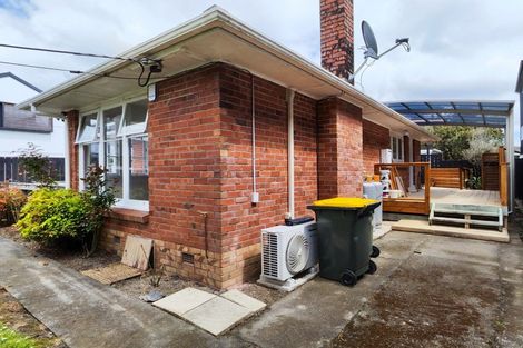 Photo of property in 1/61 Neil Avenue, Te Atatu Peninsula, Auckland, 0610