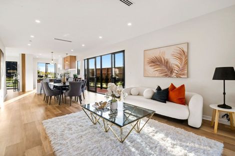 Photo of property in 1 Dorset Down Drive, Karaka, 2580