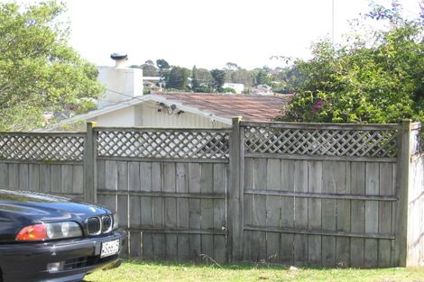 Photo of property in 1/520 Beach Road, Murrays Bay, Auckland, 0630