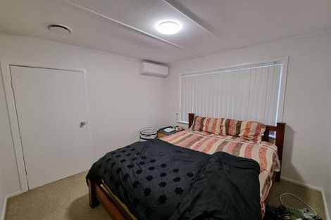 Photo of property in 6a Dennis Road, Papatoetoe, Auckland, 2025