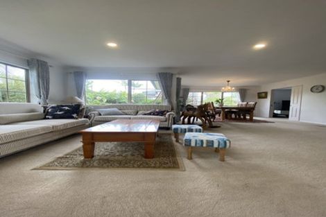 Photo of property in 12 Maybole Drive, Flat Bush, Auckland, 2016