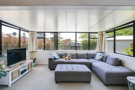 Photo of property in 4 O'dowd Road, Taradale, Napier, 4112