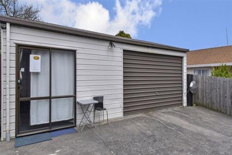 Photo of property in 4 Kirklow Place, Goodwood Heights, Auckland, 2105