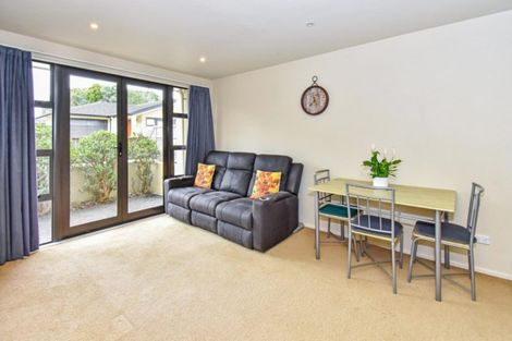Photo of property in 23/8 Landscape Road, Papatoetoe, Auckland, 2025