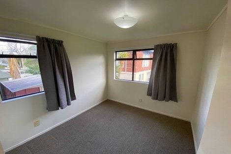 Photo of property in 4/4a Marine Parade, Mount Maunganui, 3116