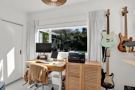 Photo of property in 14a Clawton Street, Westown, New Plymouth, 4310