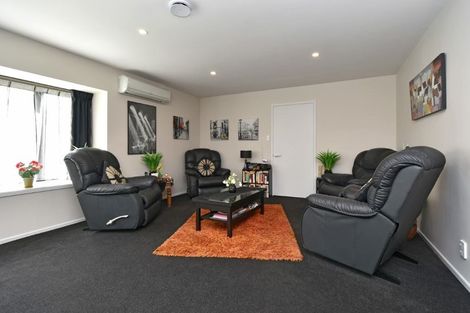 Photo of property in 1 Chatswood Place, Bishopdale, Christchurch, 8051