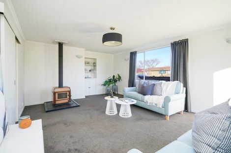 Photo of property in 27 Durham Street, Winton, 9720