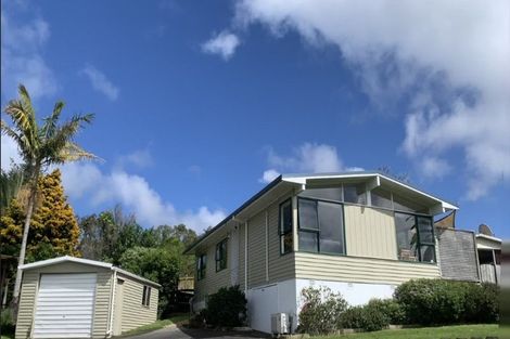 Photo of property in 36 Thornlow Street, Glendene, Auckland, 0602