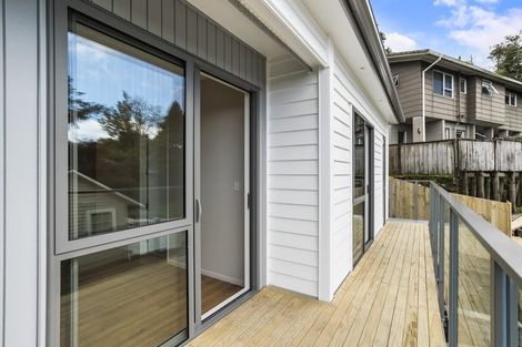 Photo of property in 1/15d Verran Road, Birkenhead, Auckland, 0626