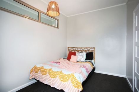 Photo of property in 1 Childs Avenue, Pukekohe, 2120