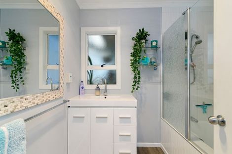 Photo of property in 11 Edmund Road, Mangakakahi, Rotorua, 3015