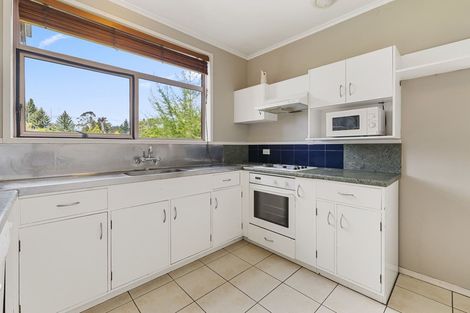 Photo of property in 5 Wharepaina Crescent, Springfield, Rotorua, 3015