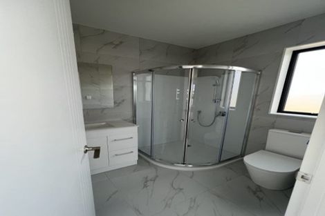 Photo of property in 12 Springhill Lane, Sunnyvale, Auckland, 0612