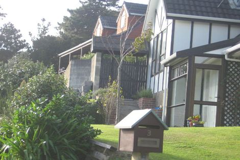 Photo of property in 3 Kinnel Grove, Papakowhai, Porirua, 5024