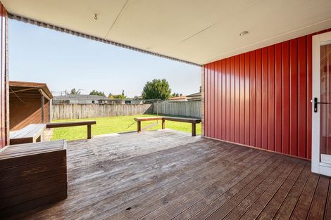 Photo of property in 3 Thornton Place, Melville, Hamilton, 3206