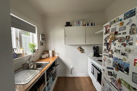 Photo of property in 2 Harland Street, Brooklyn, Wellington, 6021