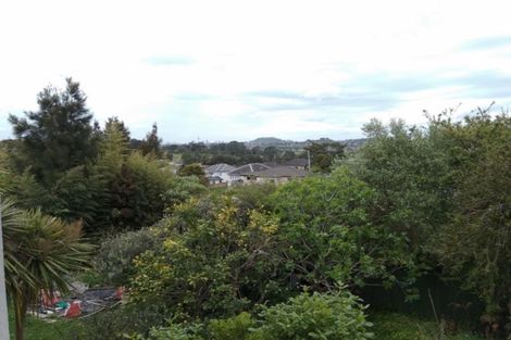 Photo of property in 3/1570 Dominion Extension, Mount Roskill, Auckland, 1041