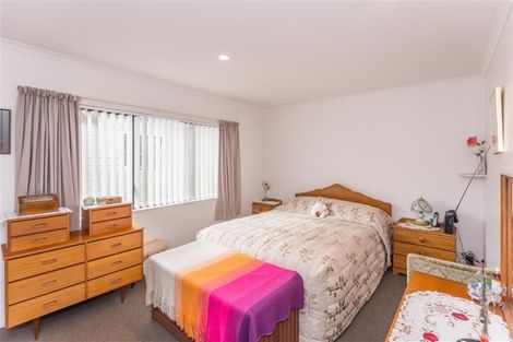 Photo of property in 12 Belle Maison Court, Levin, 5510